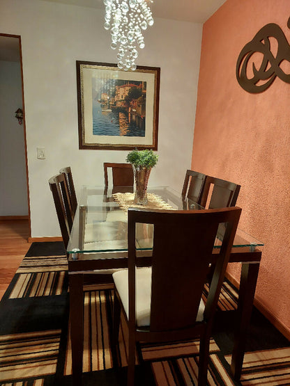 Mesa retangular com 6 cadeiras