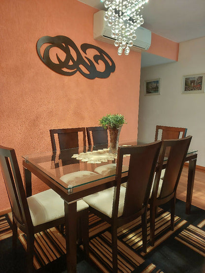 Mesa retangular com 6 cadeiras