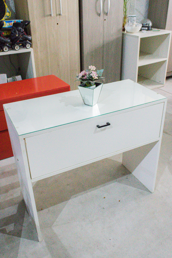 Buffet Branco com porta